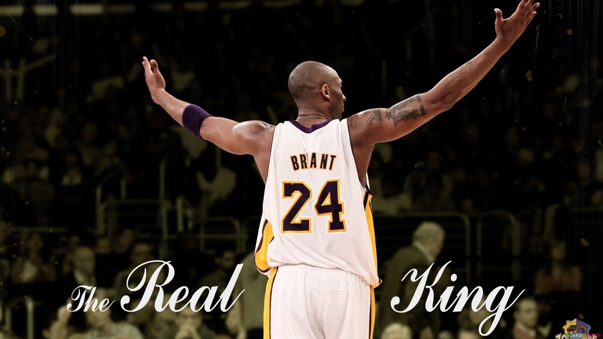 拜仁主场大胜锁定半程冠军，拜仁提前34轮夺冠