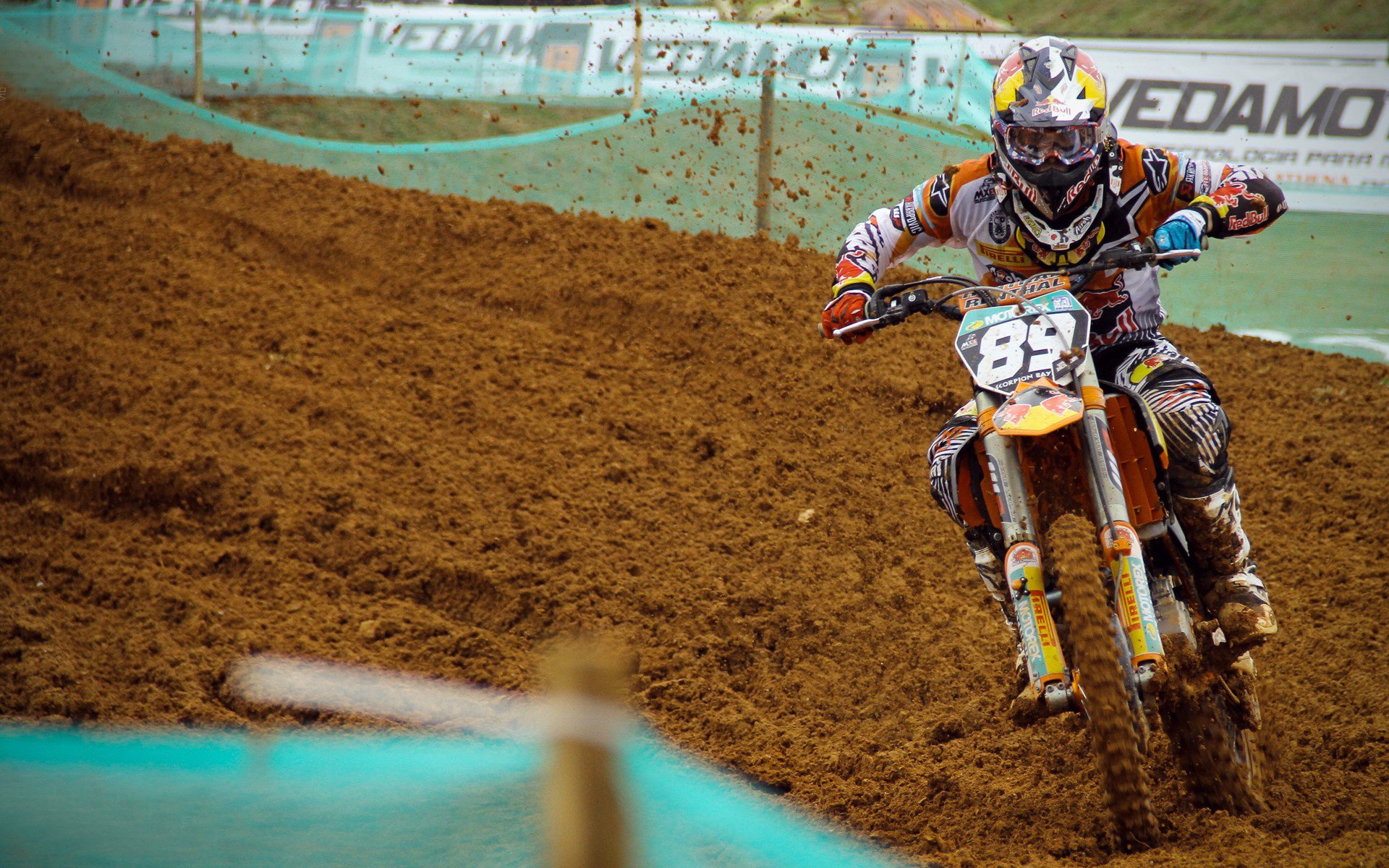 短跑项目训练技术突破刷新纪录可期，短跑技术动作要领视频